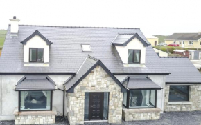 House By The Sea & Golf Course, Inishcrone